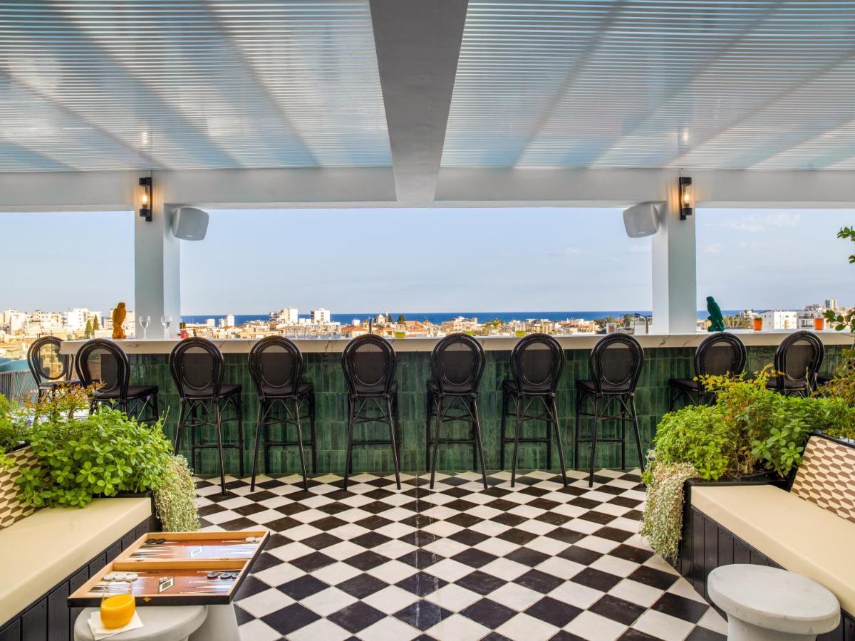Liv Urban Suites Larnaca Exteriör bild
